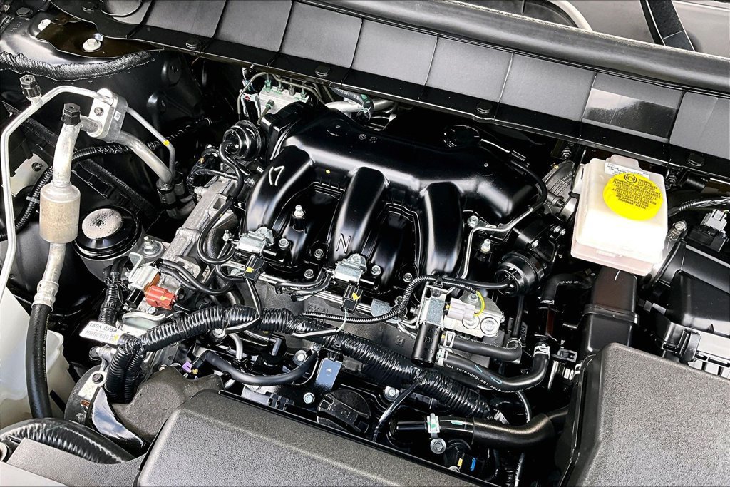Used 2025 Nissan Pathfinder SV AWD/4WD image 35