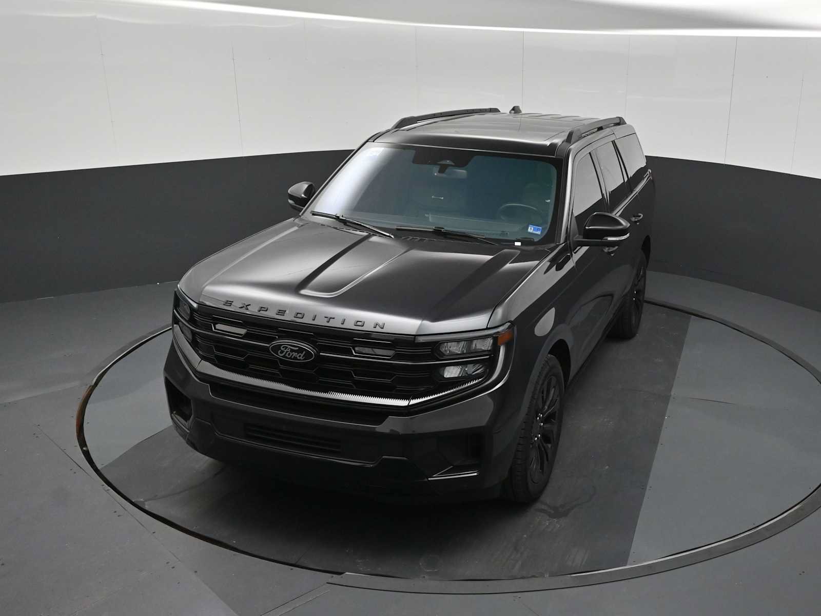 Certified 2025 Ford Expedition Platinum w/ Stealth Appearance Package AWD/4WD image 30