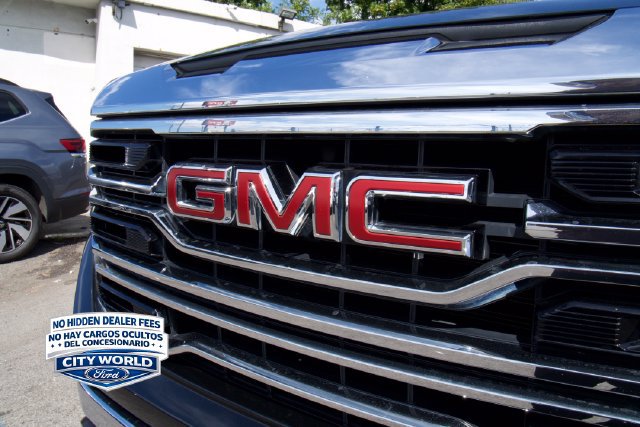 Used 2024 GMC Sierra 1500 SLT w/ SLT Convenience Package AWD/4WD image 10