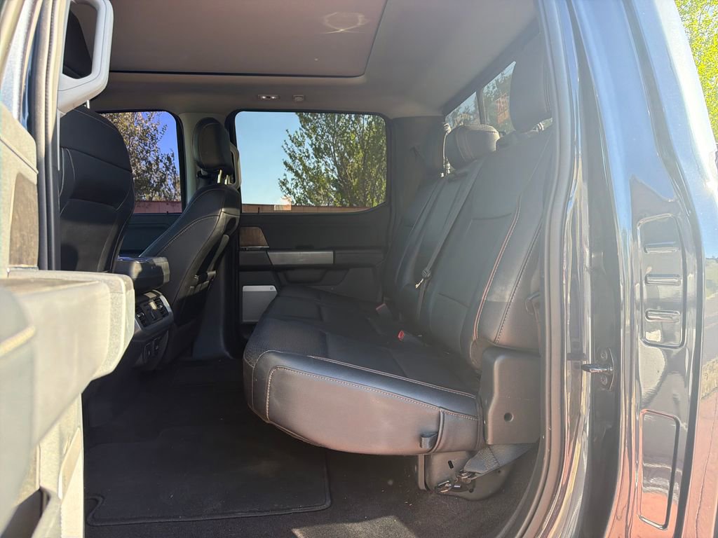 Certified 2022 Ford F150 Lariat w/ Equipment Group 502A High image 21