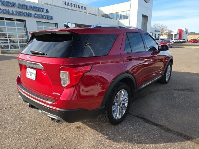 Certified 2024 Ford Explorer King Ranch w/ Technology Package AWD/4WD image 16