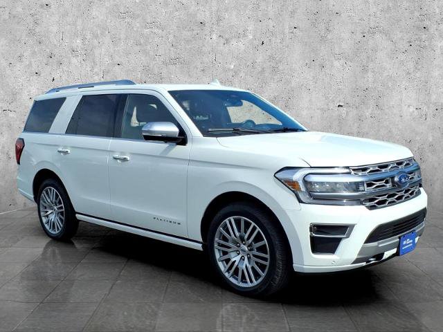Certified 2022 Ford Expedition Platinum AWD/4WD image 2