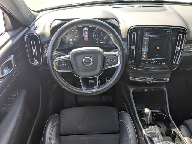 Used 2021 Volvo XC40 T5 R-Design AWD/4WD image 30