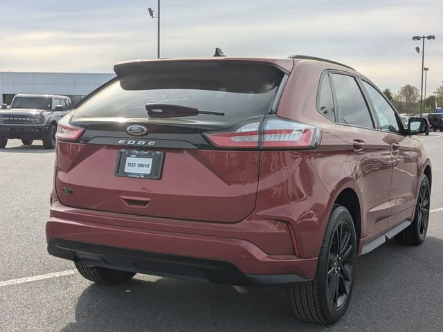 Certified 2022 Ford Edge ST-Line image 5