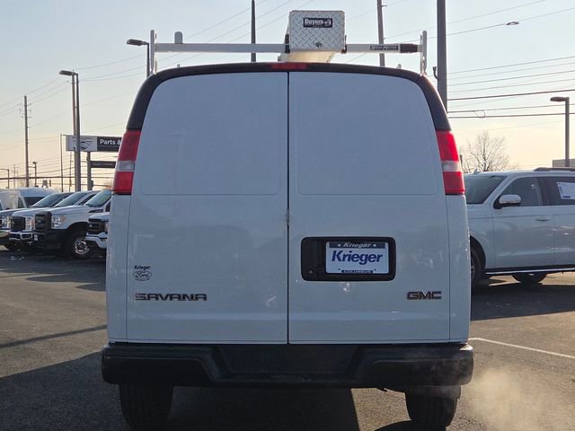 Used 2023 GMC Savana 2500 w/ Driver Convenience Package image 4