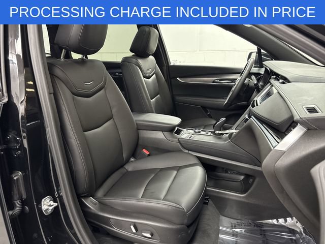 Used 2024 Cadillac XT6 Luxury AWD/4WD image 16
