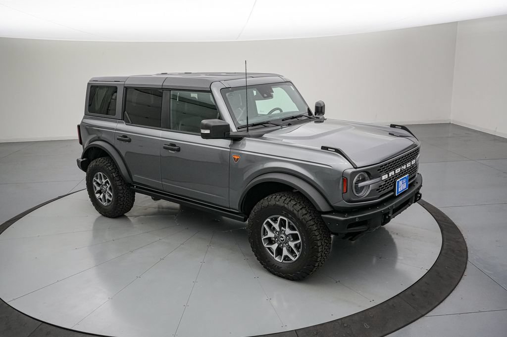Certified 2024 Ford Bronco Badlands AWD/4WD image 2
