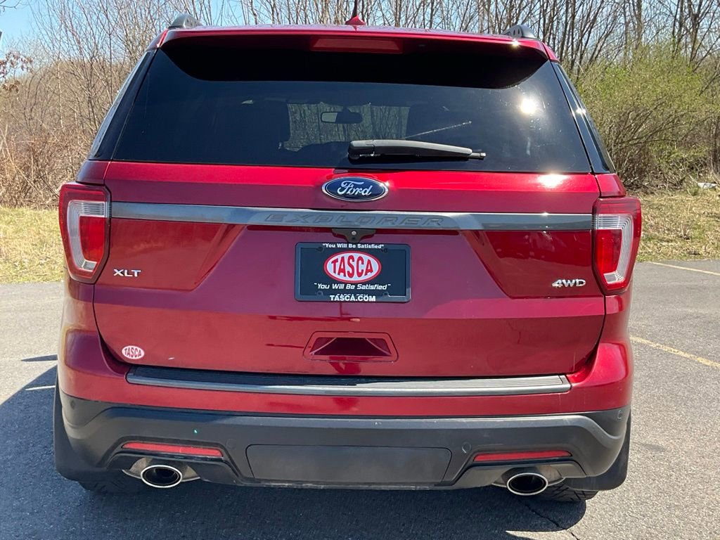 Certified 2019 Ford Explorer XLT w/ Equipment Group 202A image 28