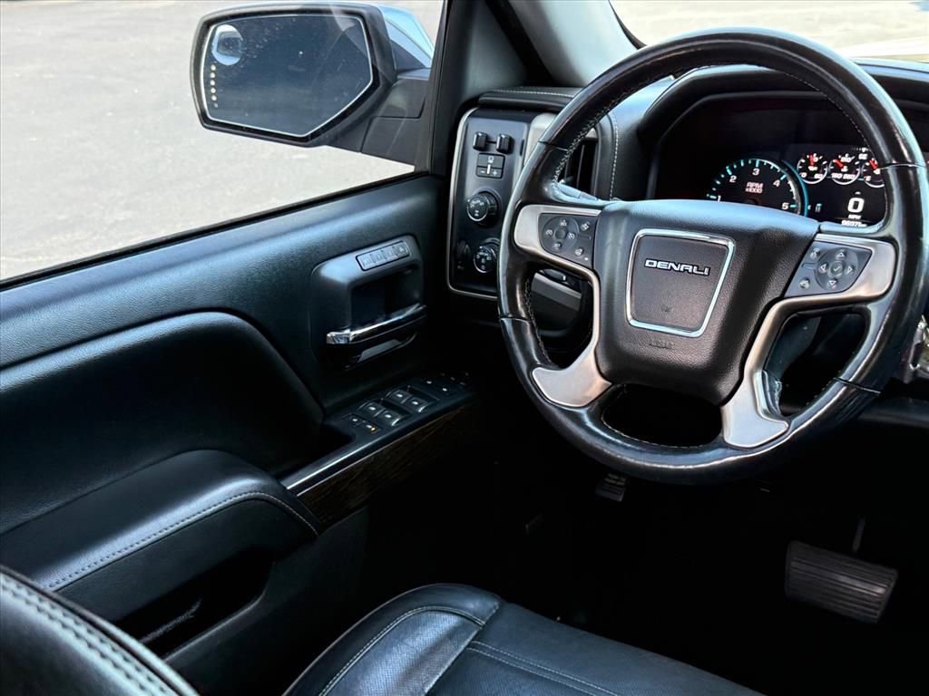 Used 2018 GMC Sierra 1500 Denali w/ Denali Ultimate Package AWD/4WD image 10