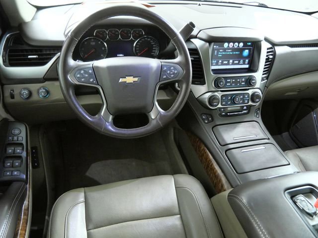 Used 2020 Chevrolet Suburban Premier image 8
