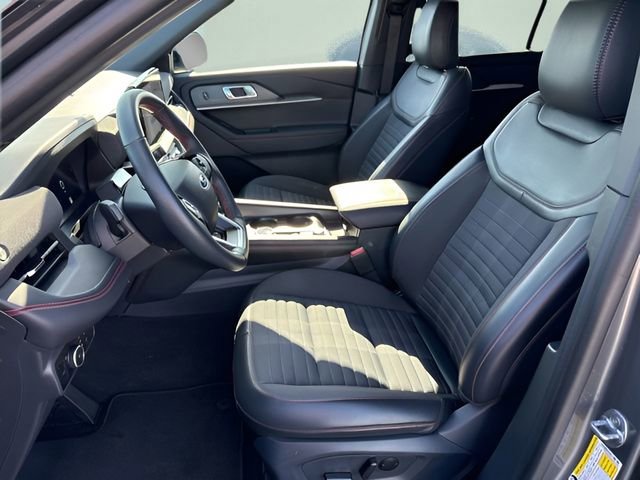Certified 2025 Ford Explorer ST-Line w/ ST-Line Street Pack AWD/4WD image 20