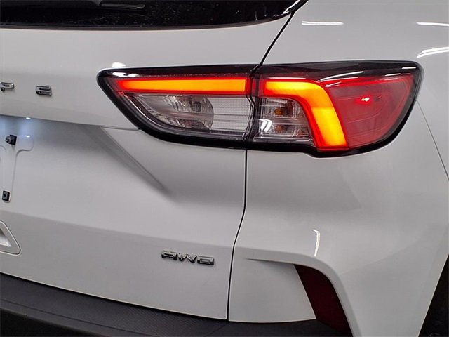 Certified 2022 Ford Escape SEL image 29