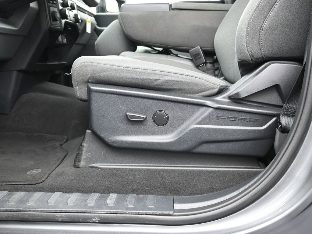 Certified 2025 Ford F250 XLT image 33