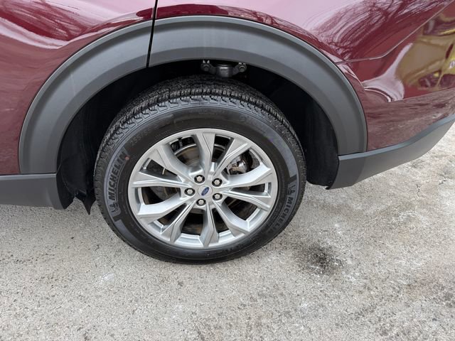 Certified 2022 Ford Explorer XLT w/ Equipment Group 202A image 23