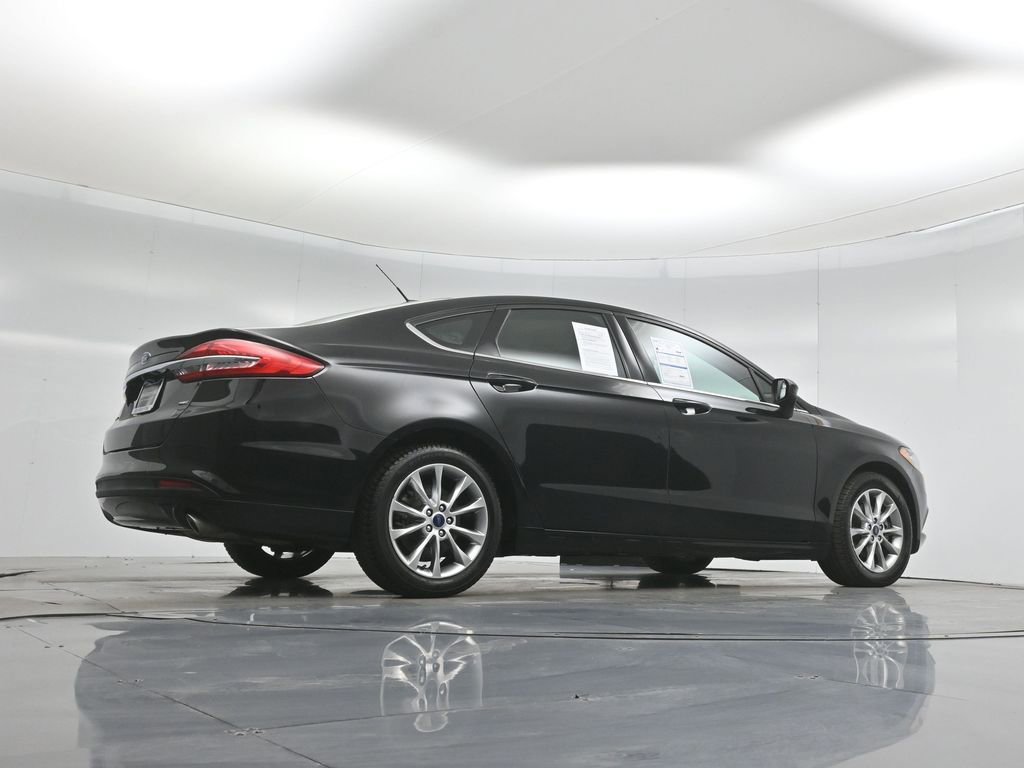Certified 2017 Ford Fusion SE image 48