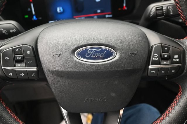 Certified 2024 Ford Escape ST-Line w/ Tech Pack #1 AWD/4WD image 10