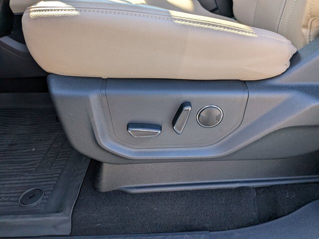 Certified 2024 Ford Expedition Limited AWD/4WD image 16