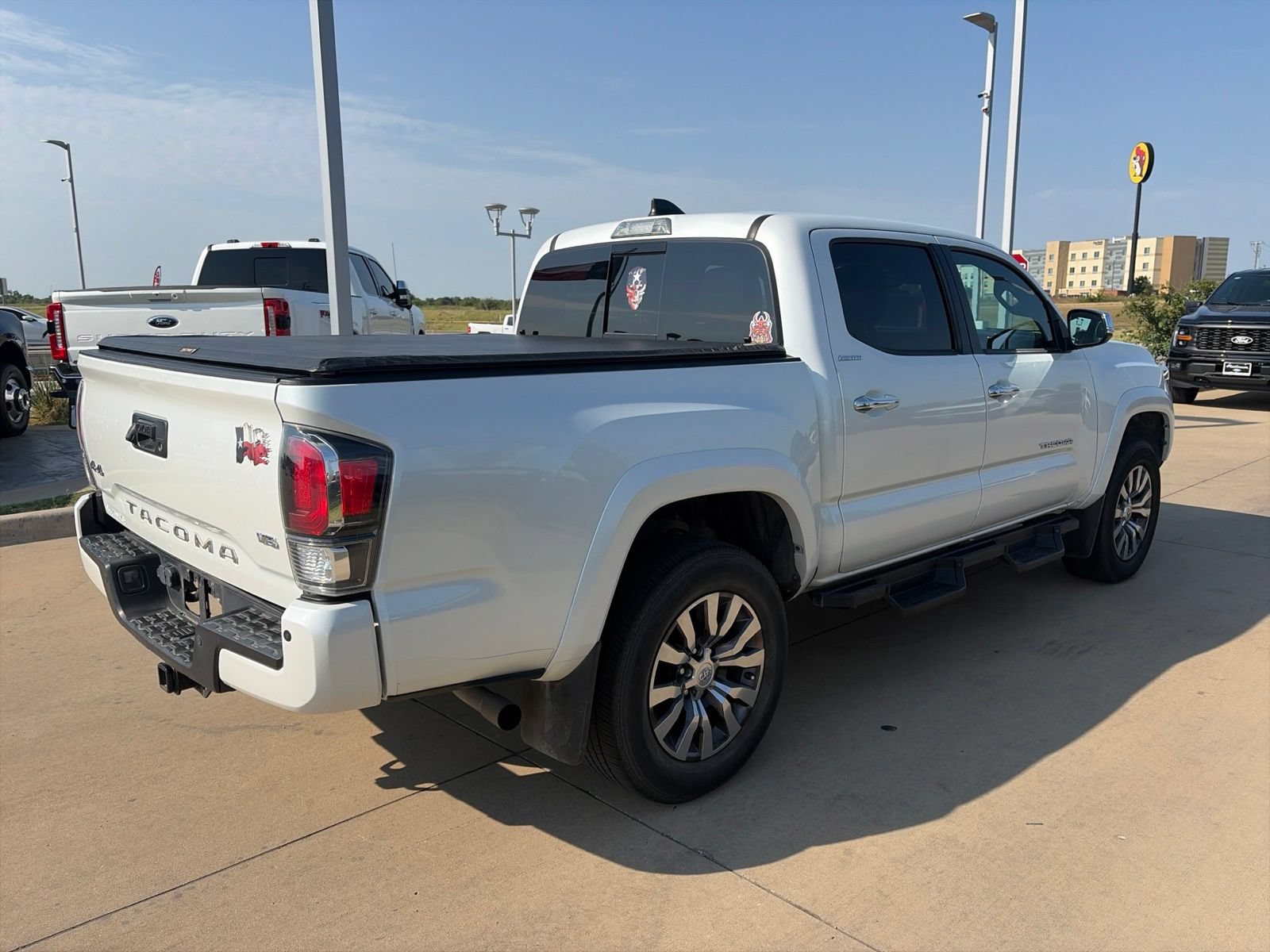 Used 2021 Toyota Tacoma Limited AWD/4WD image 7