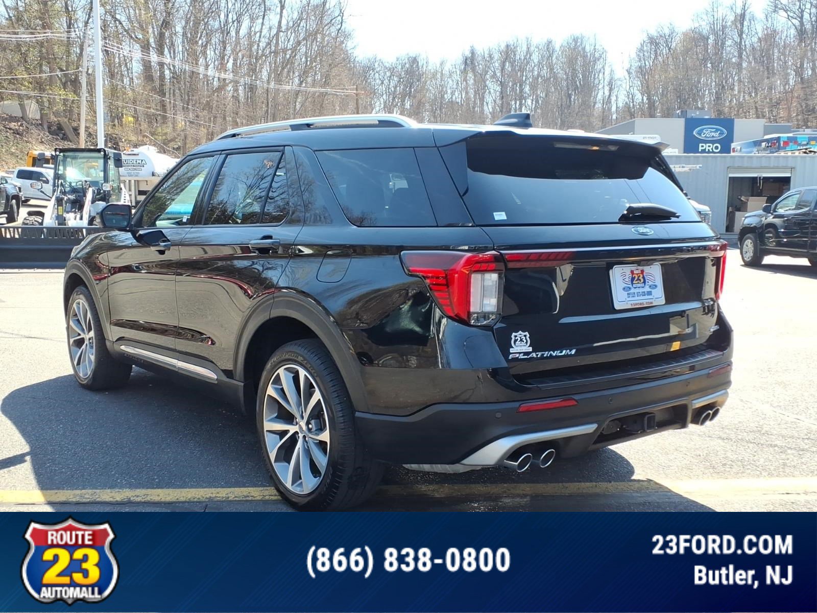 Certified 2025 Ford Explorer Platinum w/ Ultimate Package AWD/4WD image 3