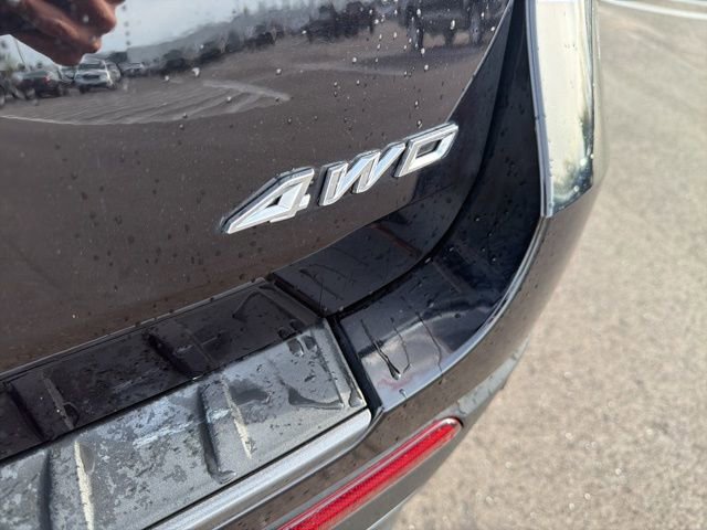 Certified 2022 Ford Explorer XLT w/ Equipment Group 202A image 9