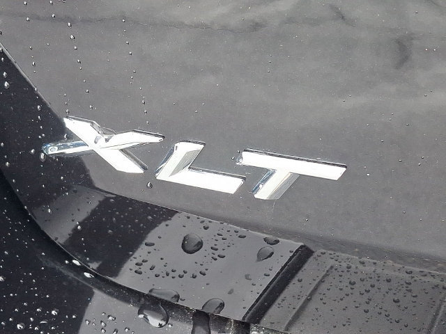 Certified 2023 Ford Explorer XLT w/ Equipment Group 202A AWD/4WD image 30
