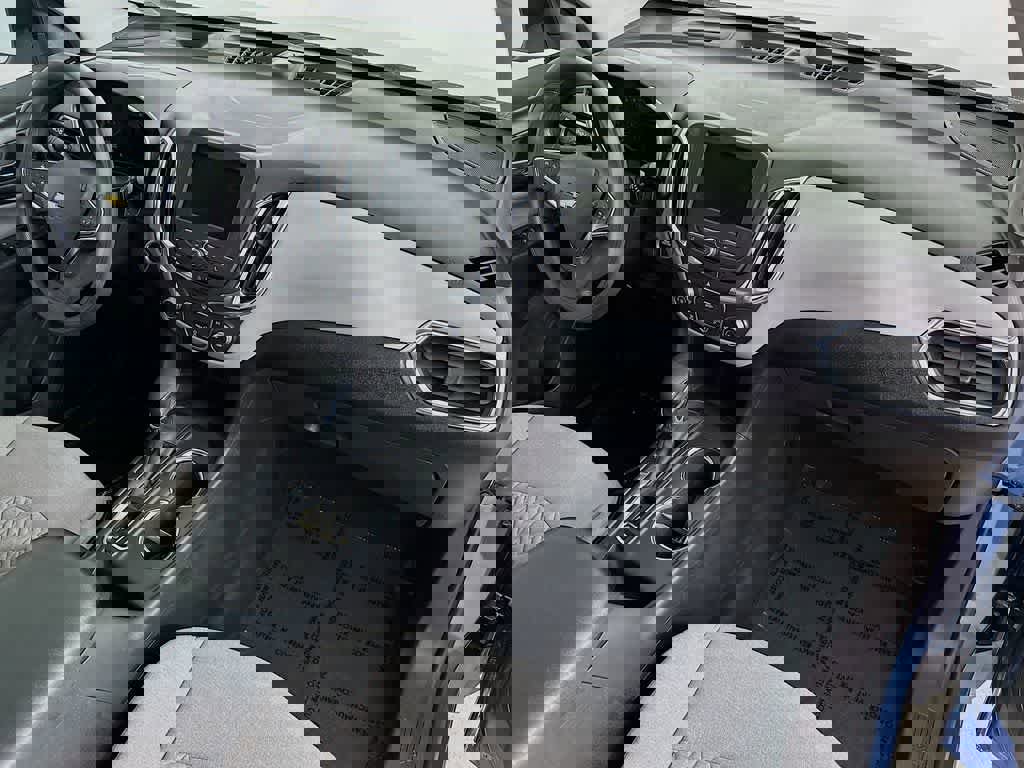 Used 2024 Chevrolet Equinox LS w/ Driver Confidence II Package image 32