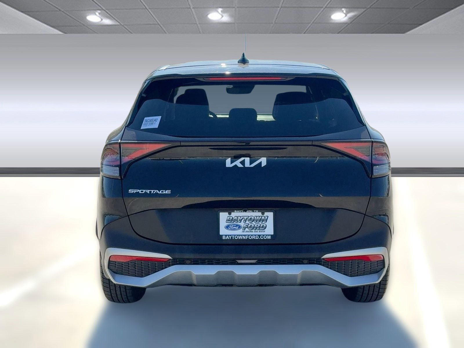 Used 2024 Kia Sportage EX image 4