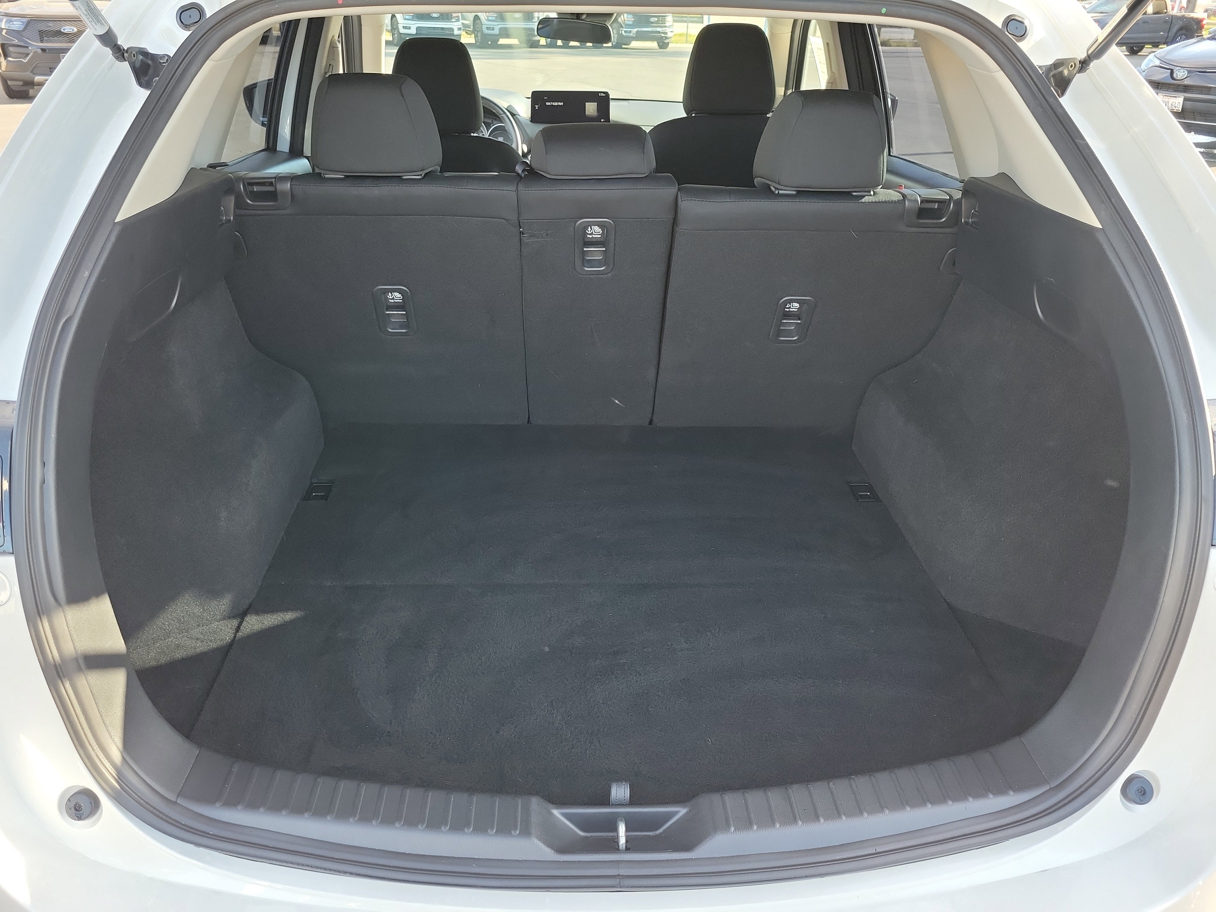 Used 2021 MAZDA CX-5 Sport image 12