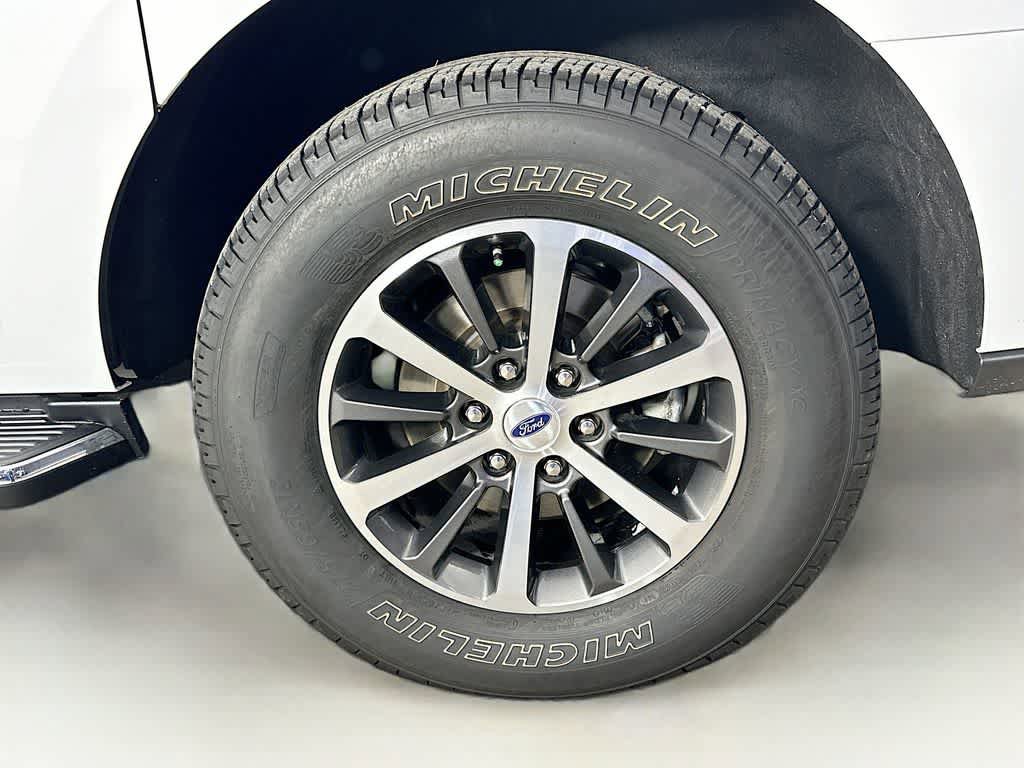 Certified 2019 Ford Expedition Max XLT w/ Equipment Group 202A AWD/4WD image 8