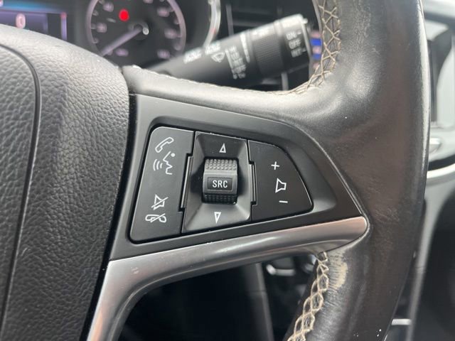 Used 2022 Buick Encore Preferred w/ Safety Package image 28