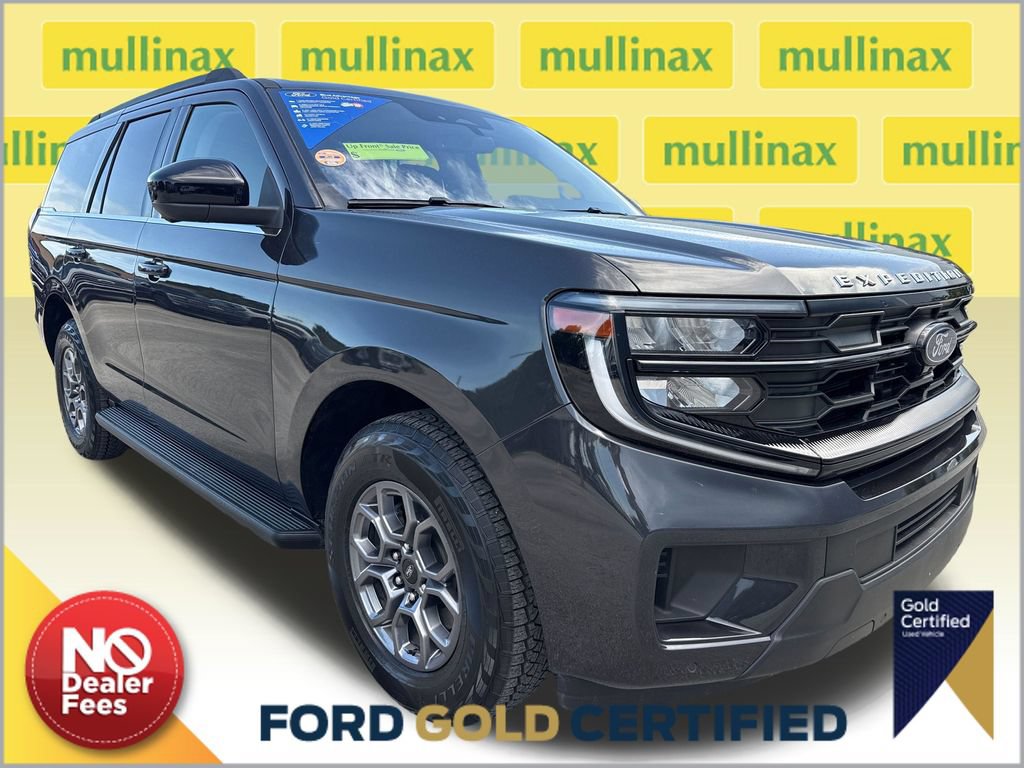Certified 2025 Ford Expedition Active RWD image 1