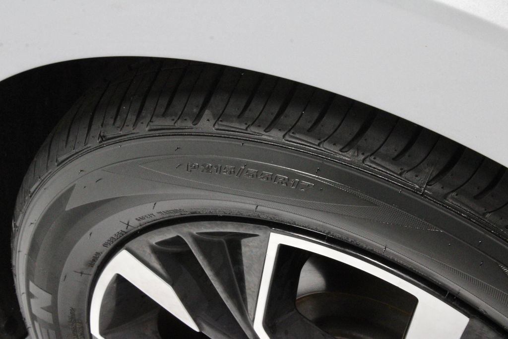 Used 2025 Hyundai Sonata SEL FWD image 19
