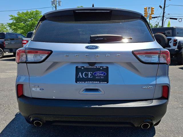 Certified 2022 Ford Escape SE w/ SE Sport Appearance Package AWD/4WD image 5