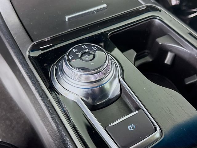 Certified 2019 Ford Edge SE image 16