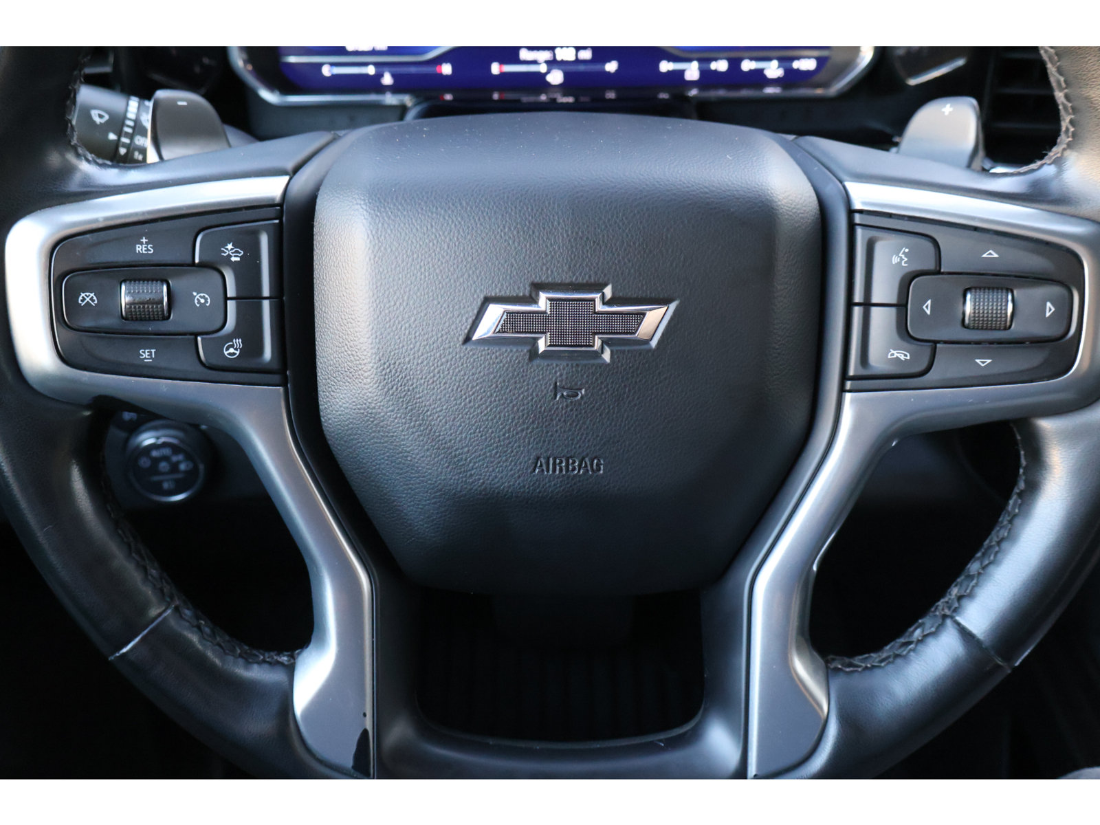 Used 2023 Chevrolet Silverado 1500 RST w/ Z71 Off-Road Package AWD/4WD image 32