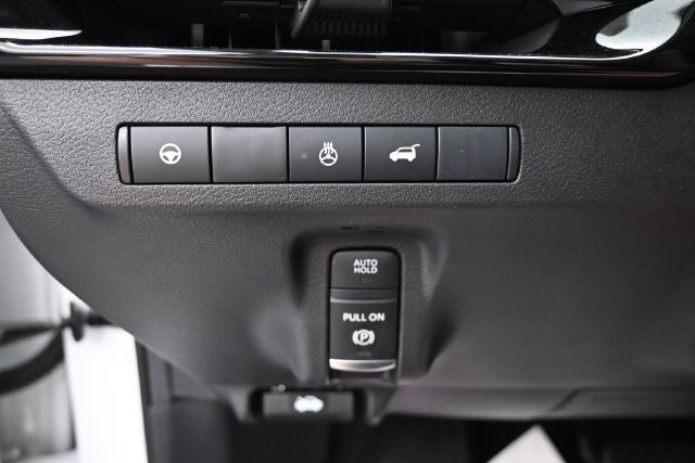 Used 2025 Nissan Murano SL AWD/4WD image 23