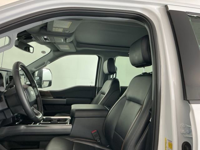 Certified 2025 Ford F350 Lariat w/ Black Appearance Package image 17