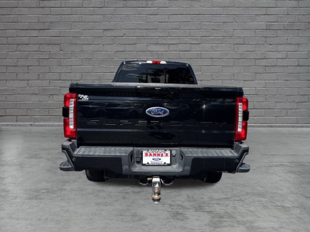 Certified 2023 Ford F250 Lariat w/ Lariat Ultimate Package AWD/4WD image 7