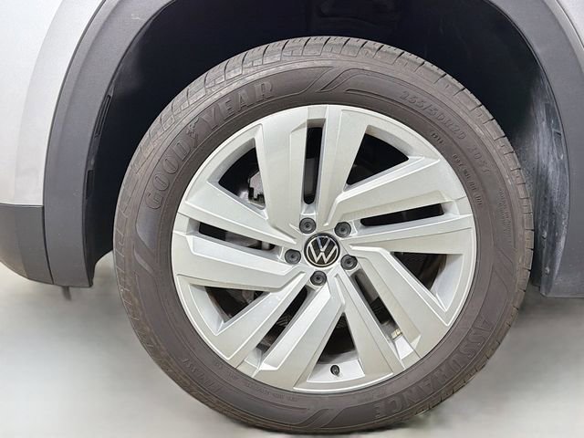 Used 2022 Volkswagen Atlas Cross Sport SE FWD image 35