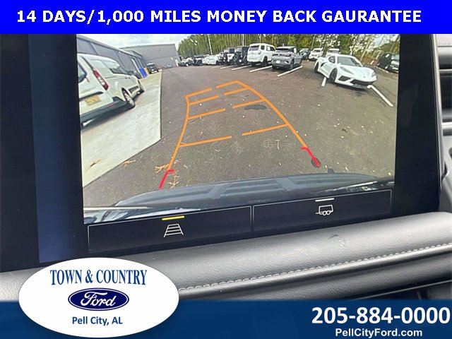 Used 2024 Chevrolet Suburban LT image 13