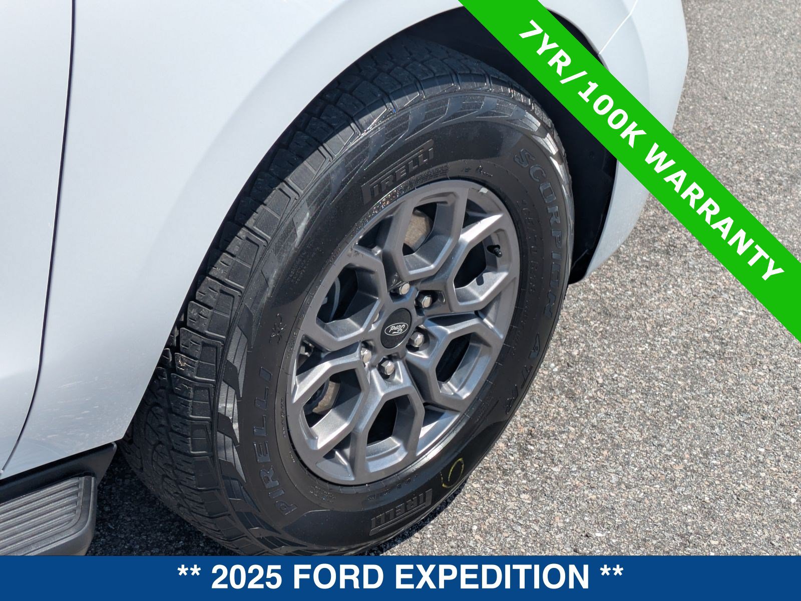 Certified 2025 Ford Expedition Active RWD image 13