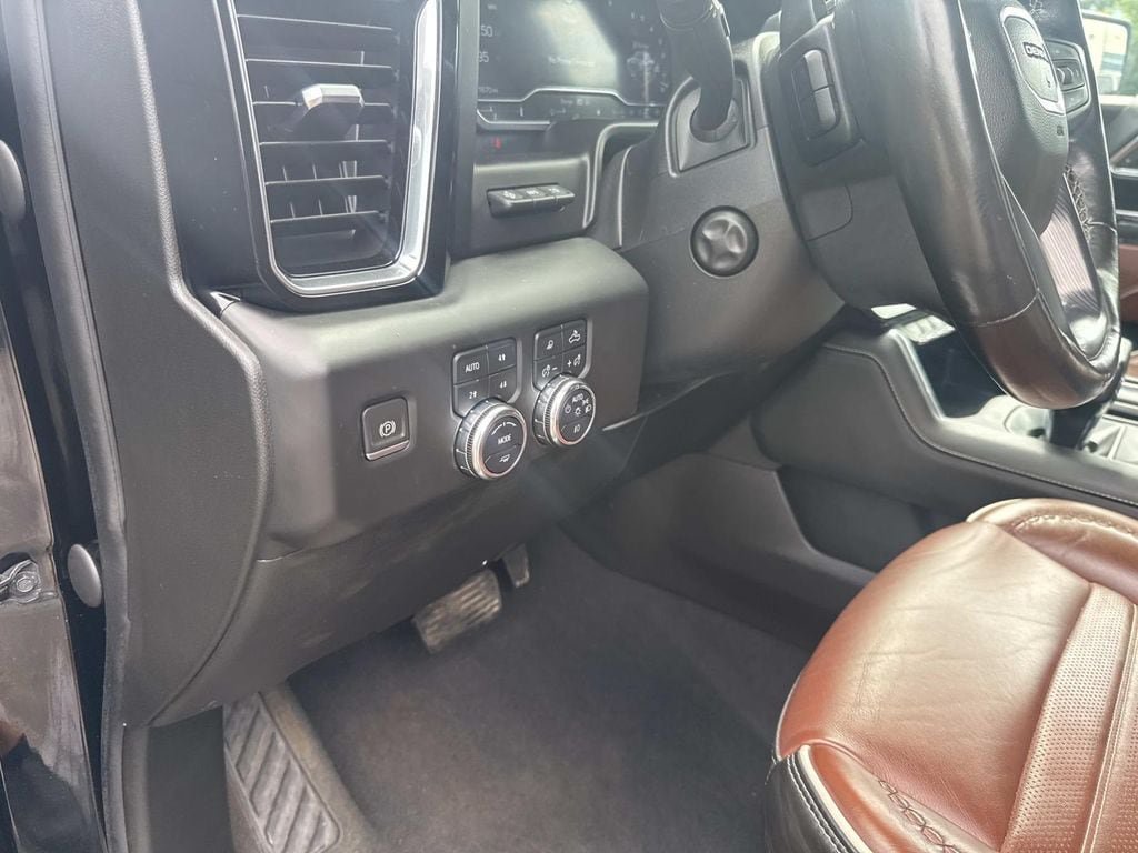 Used 2023 GMC Sierra 1500 Denali Ultimate AWD/4WD image 21