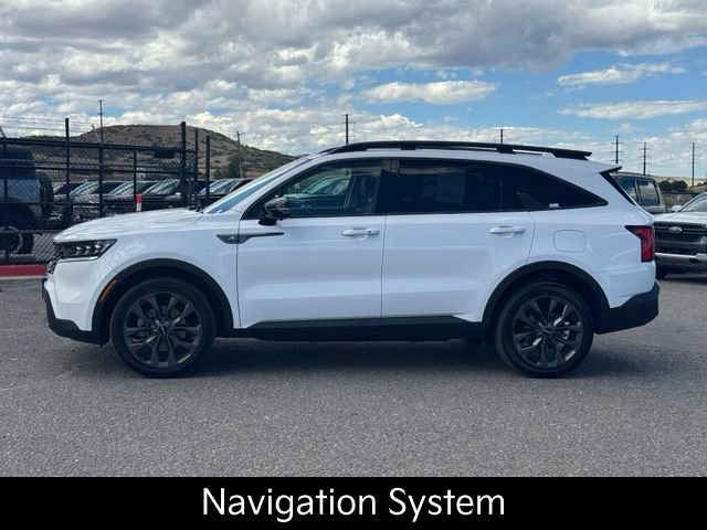 Used 2022 Kia Sorento SX Prestige w/ Rust Color Package AWD/4WD image 3