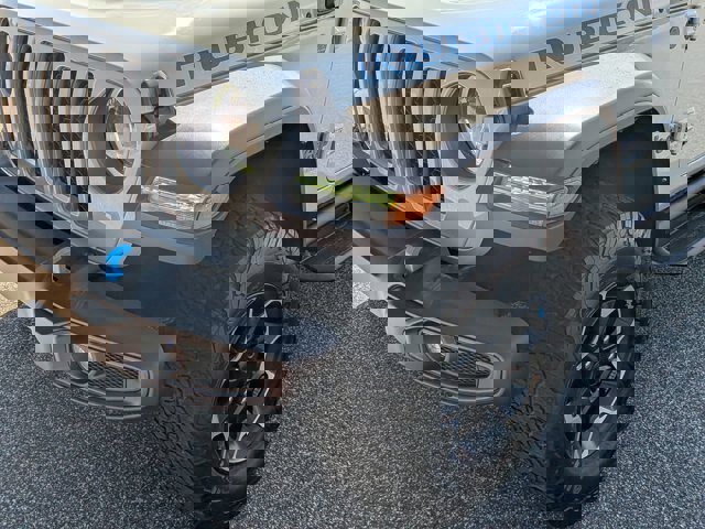 Used 2023 Jeep Wrangler Rubicon w/ Safety Group image 10