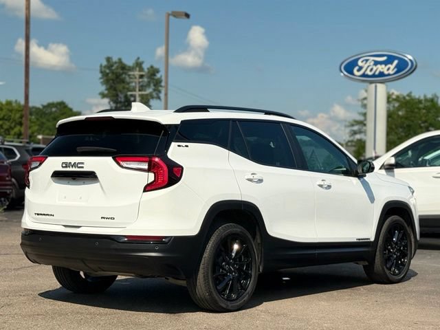 Used 2024 GMC Terrain SLE w/ Driver Convenience Package AWD/4WD image 35