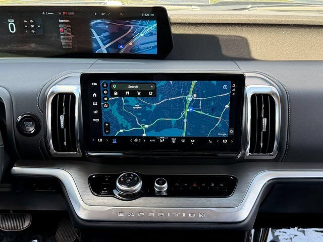 Certified 2025 Ford Expedition Max Platinum AWD/4WD image 5