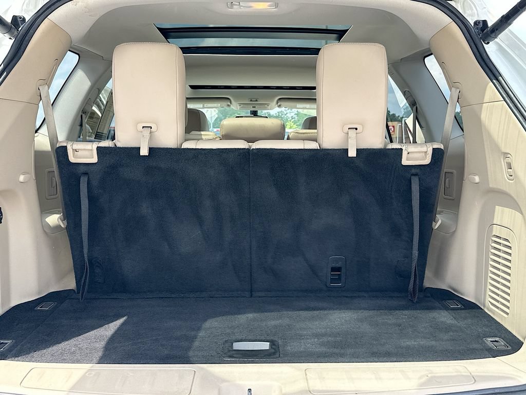 Used 2018 Nissan Pathfinder Platinum FWD image 16
