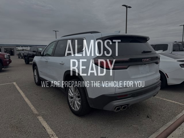 Used 2026 GMC Acadia Elevation w/ Elevation Premium Package image 2