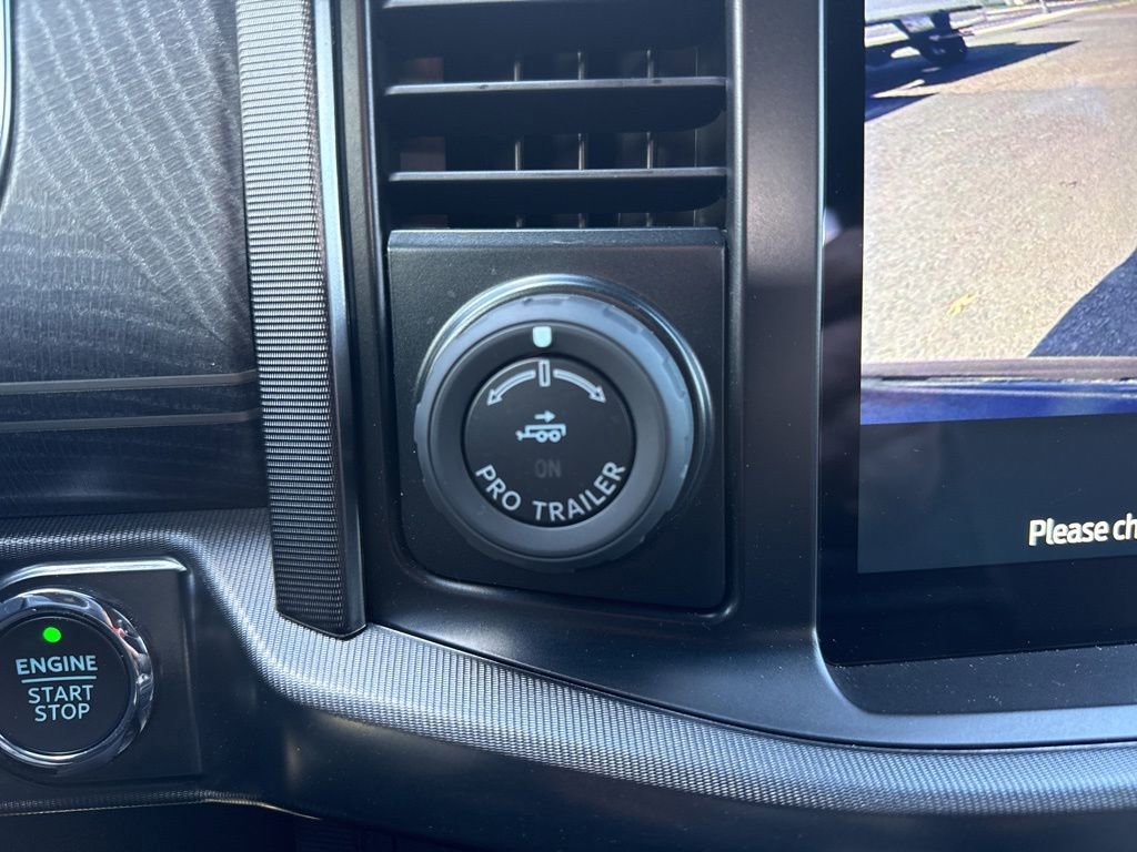 Certified 2023 Ford F150 Platinum w/ Equipment Group 701A High image 34