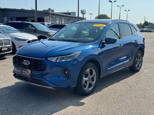 Certified 2023 Ford Escape ST-Line Select w/ Tech Pack #2 image 2